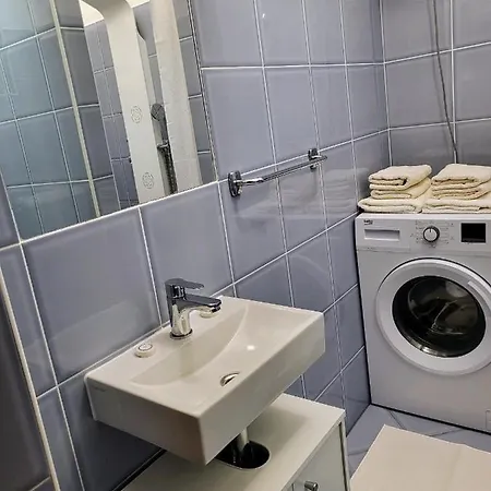Square Apartman Funtana